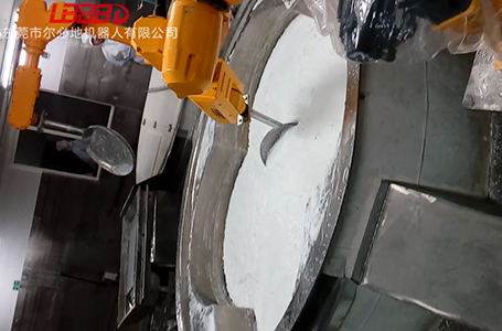 爾必地粉末自動上下料機器人作業案例