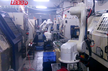 爾必地沖壓機cnc上下料機器人現場作業案例視頻