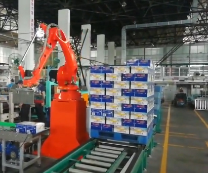 搬運機器人代替人手搬運