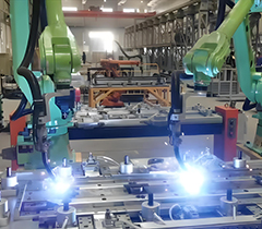 汽車保險杠噴機器人案例